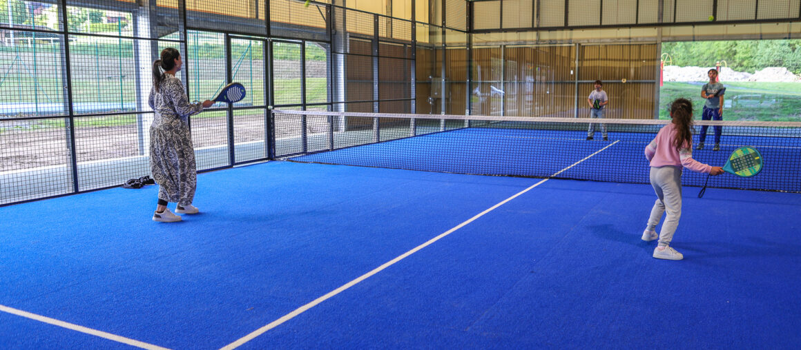 Inauguration de LAtribu Padel : 1er centre de padel intégralement solarisé à Saint-Rémy-sur-Durolle !