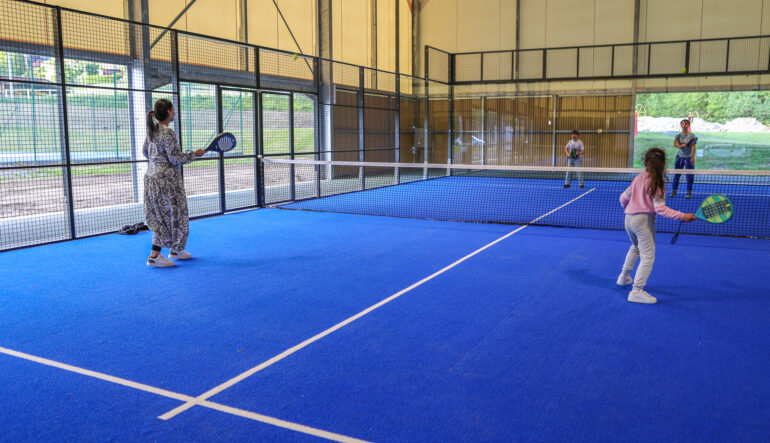 Inauguration de LAtribu Padel : 1er centre de padel intégralement solarisé à Saint-Rémy-sur-Durolle !