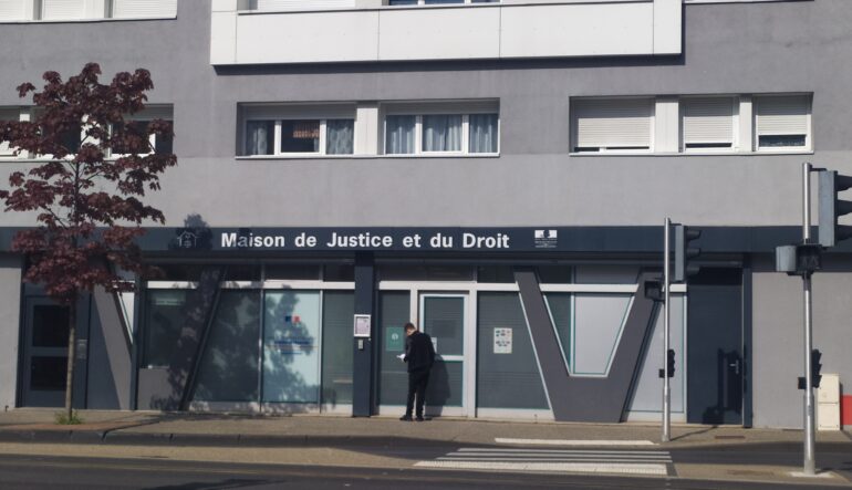 Assemblia sous toutes ses casquettes : la Maison de Justice et du Droit